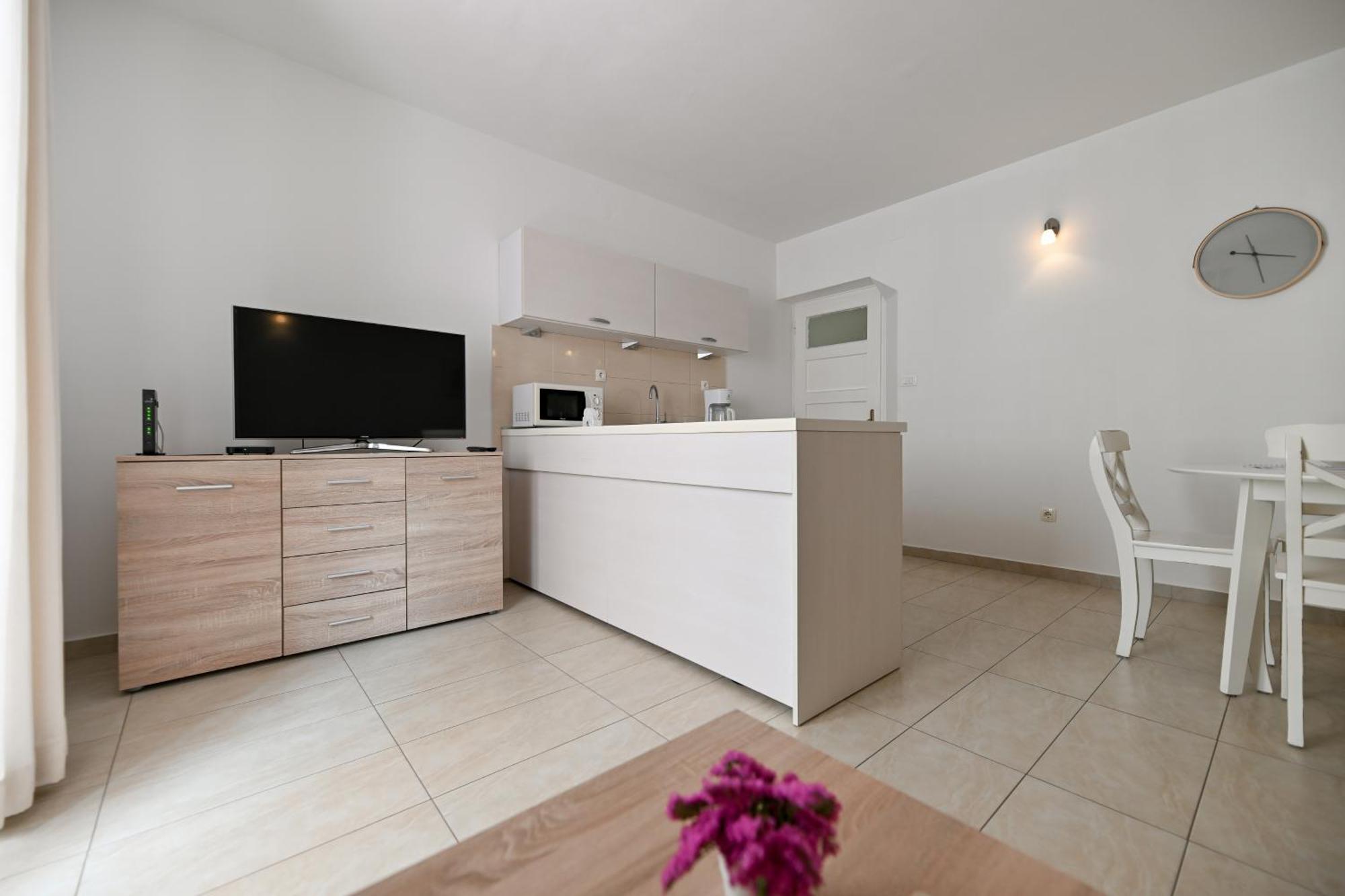 Near Zadar City Center Apartment With Free Parking And Air Condition In Each Room Eksteriør billede