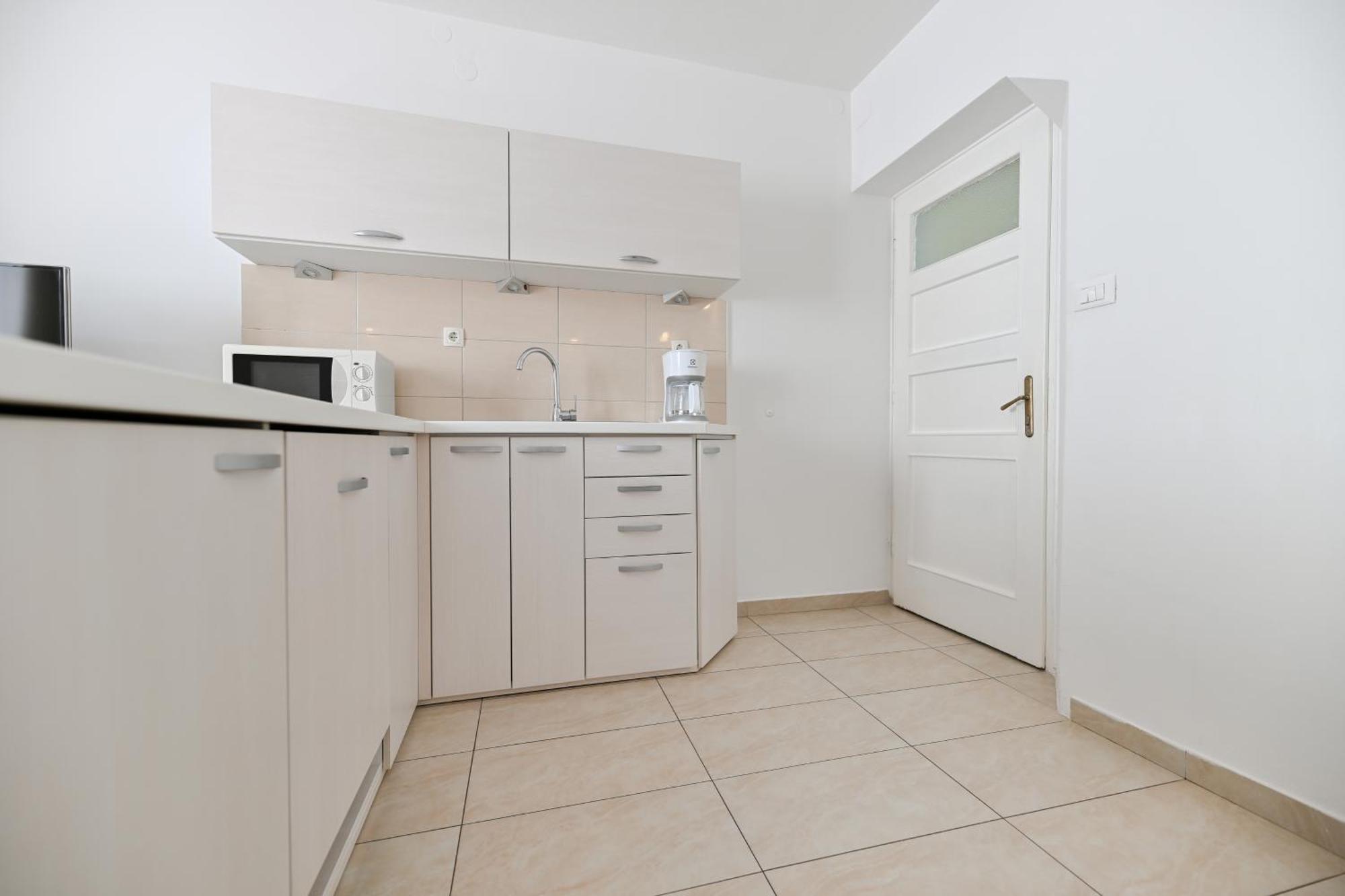 Near Zadar City Center Apartment With Free Parking And Air Condition In Each Room Eksteriør billede